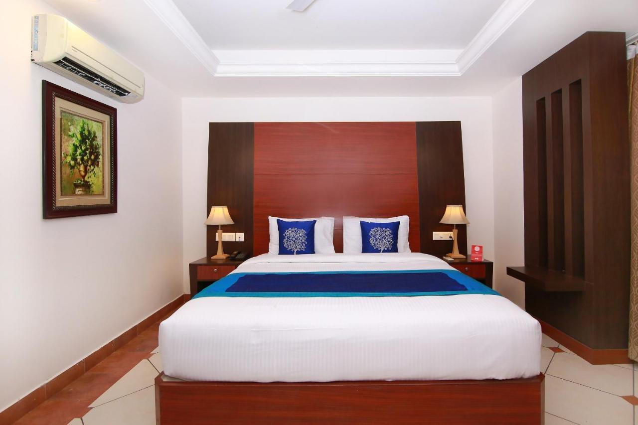Emarald Hotel Cochin Kochi Exterior foto