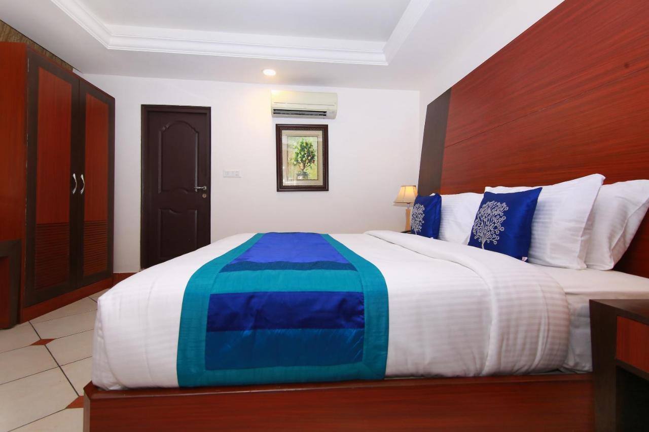 Emarald Hotel Cochin Kochi Exterior foto