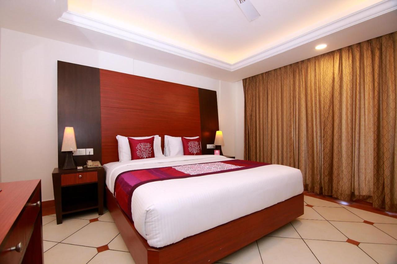Emarald Hotel Cochin Kochi Exterior foto