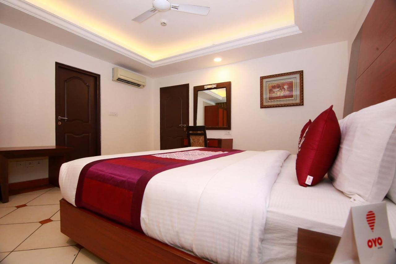 Emarald Hotel Cochin Kochi Exterior foto